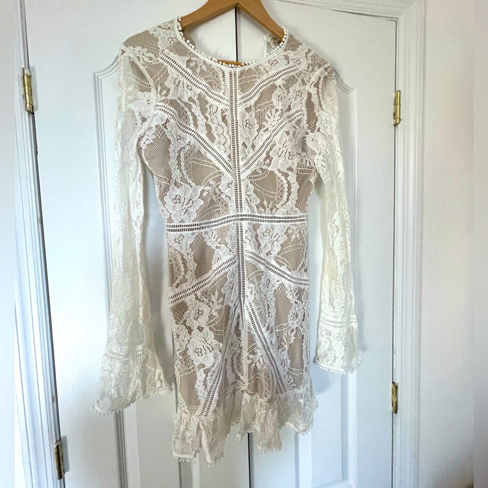 Backless Lace Bell Sleeve Dress